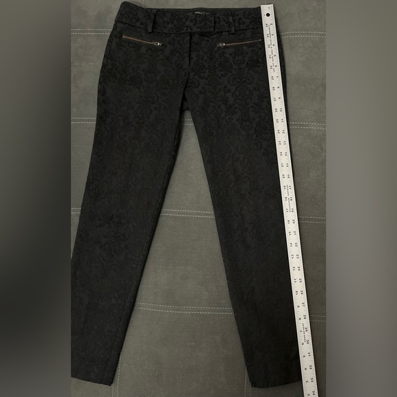 Mossimo Stretch Extensible Mid Rise Jeans Black Floral Flocked Women’s Size 2 - Picture 7 of 8